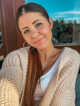 @domi-hostinska Dominika Hostinská