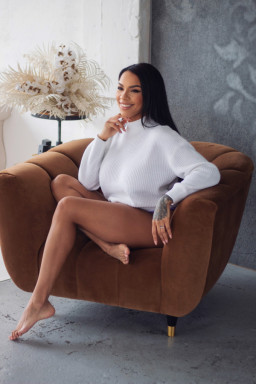 @angie-mangombe Angie Mangombe