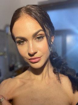 @annamarie-marak Anna-Marie Marakova