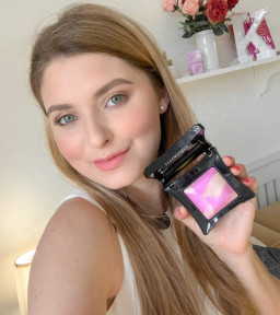 @karolina-ok-makeup Karolína 