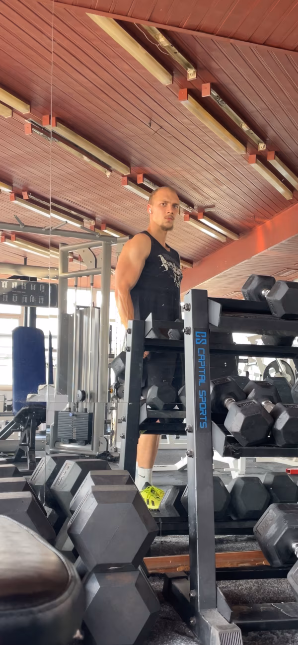Gabriel Zvara, portfolio fitness influencer