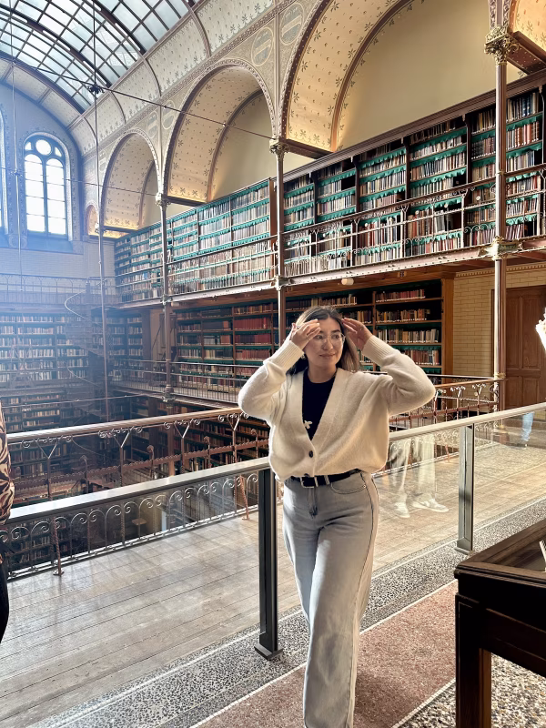 Aknur Asseneyeva, portfolio lifestyle influencer