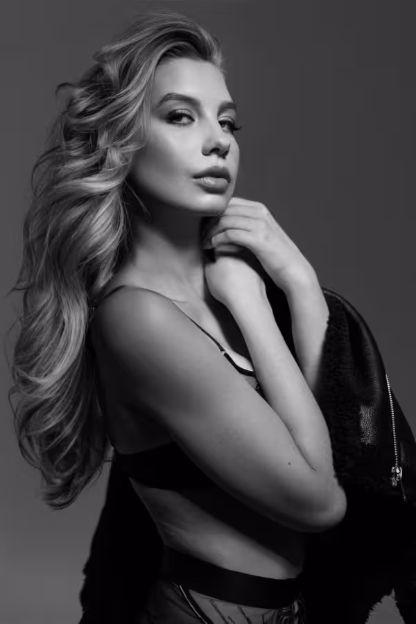 lenka-nezbedova